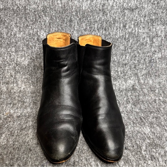 J. CREW Factory Classic Black Chelsea boot. Vegan Leather Sz 6 - Picture 2 of 8
